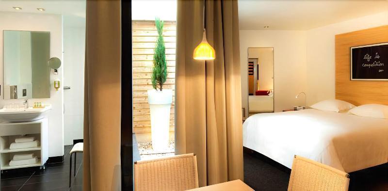 Hotel Le Pavillon 7 Obernai Bagian luar foto